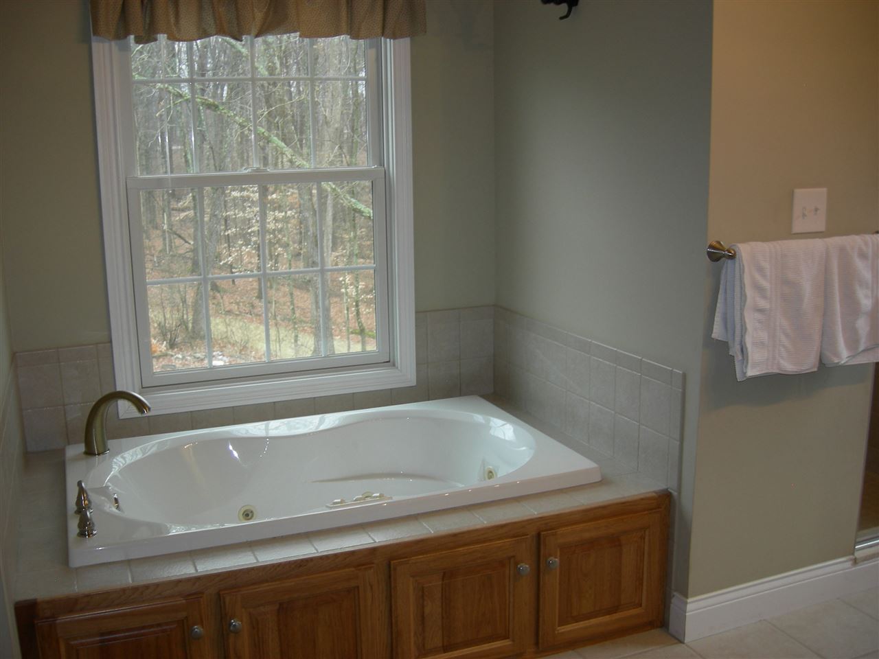 5079 East Lentz Road Bloomington, IN 47408 - Photo 10 of 27 Gallery Image 10