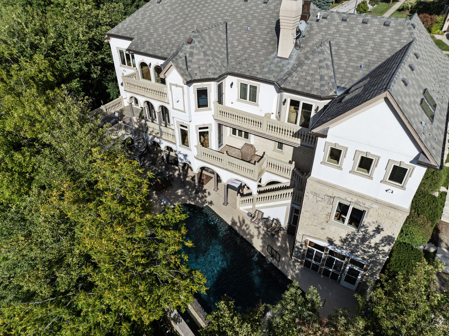 51 Ford Lane Naperville, IL 60565 - Photo 4 of 50