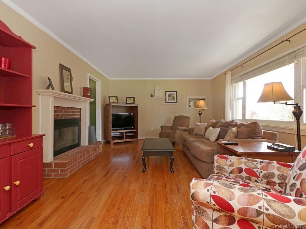 269 Allison Road Brevard, NC 28712 - Photo 13 of 34 Gallery Image 13