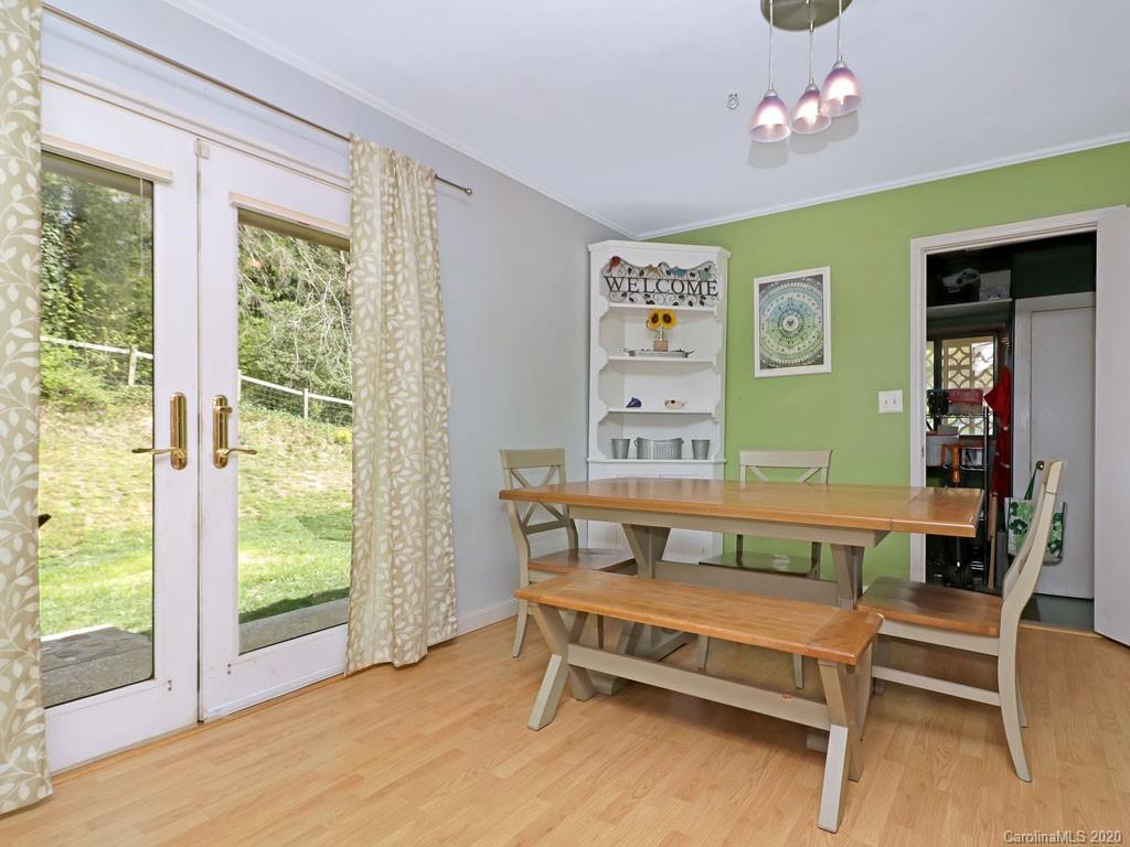 269 Allison Road Brevard, NC 28712 - Photo 16 of 34 Gallery Image 16