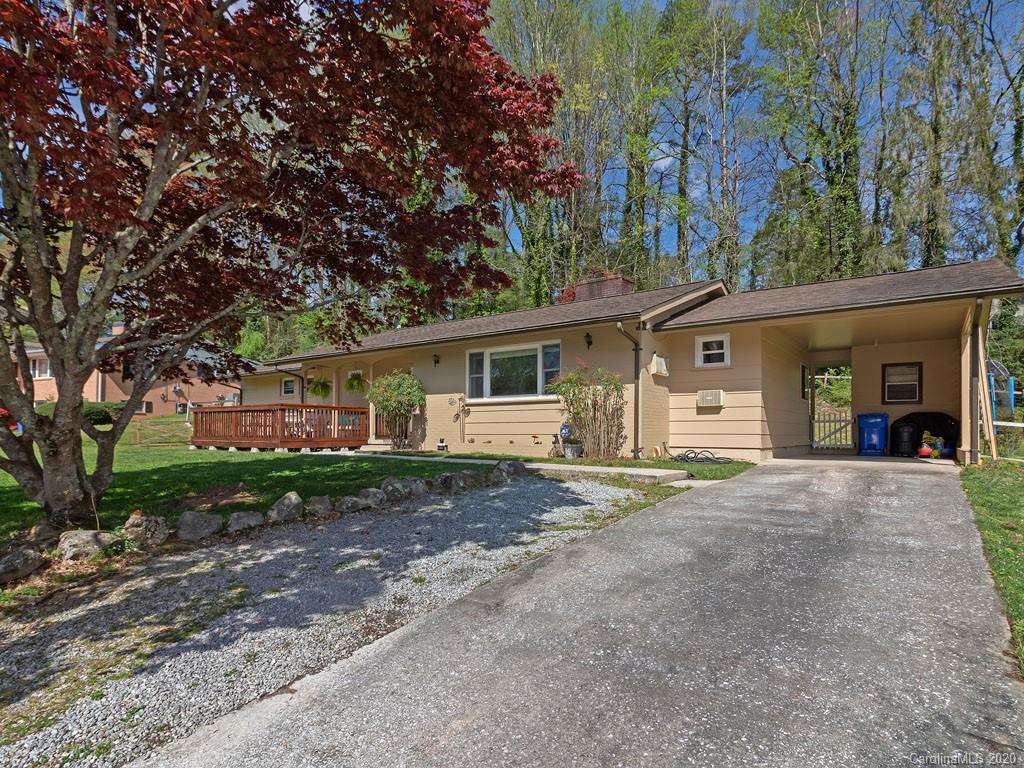269 Allison Road Brevard, NC 28712 - Photo 4 of 34 Gallery Image 4