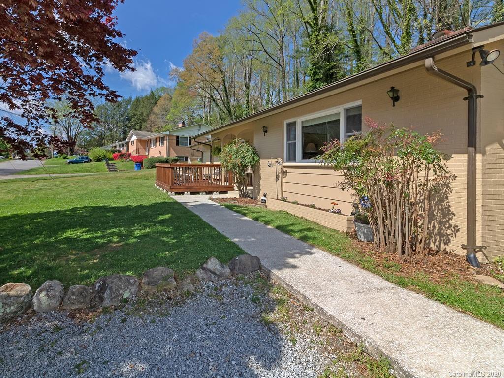 269 Allison Road Brevard, NC 28712 - Photo 6 of 34 Gallery Image 6