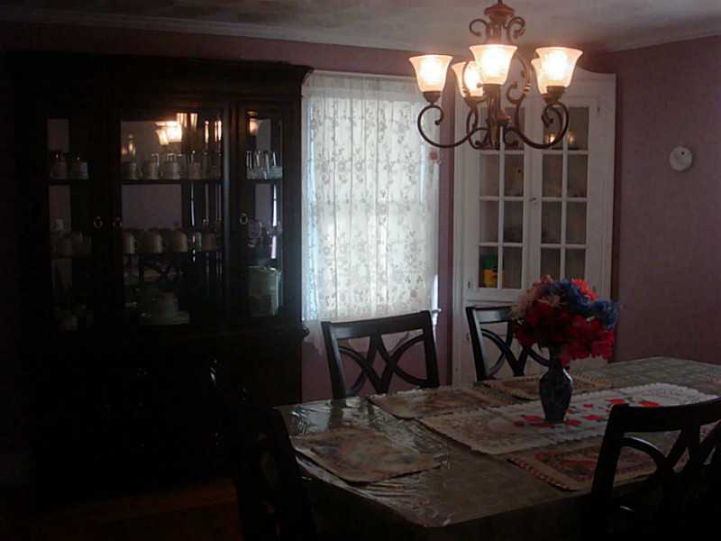 65 Fairfield Road Cranston, RI 02910 - Photo 11 of 20 Dining Room.