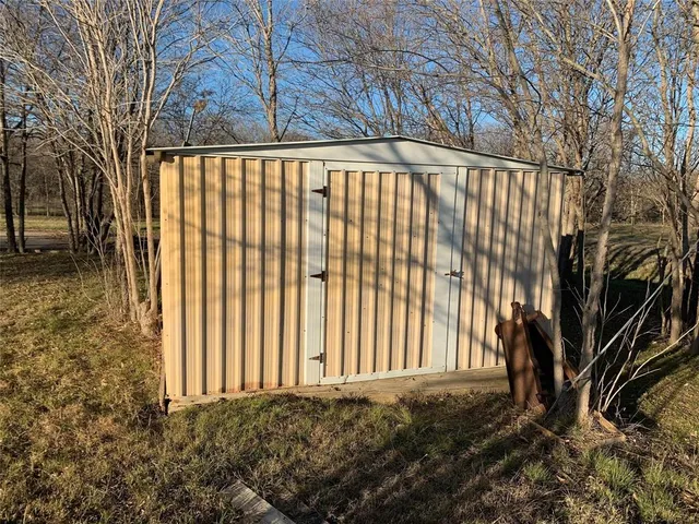 a view of a storage & utility room