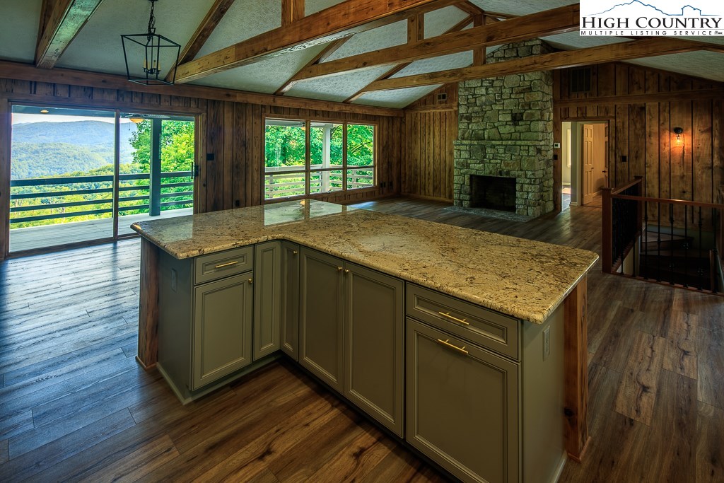2039 Hickory Boone, NC 28607 - Photo 5 of 38 Gallery Image 5