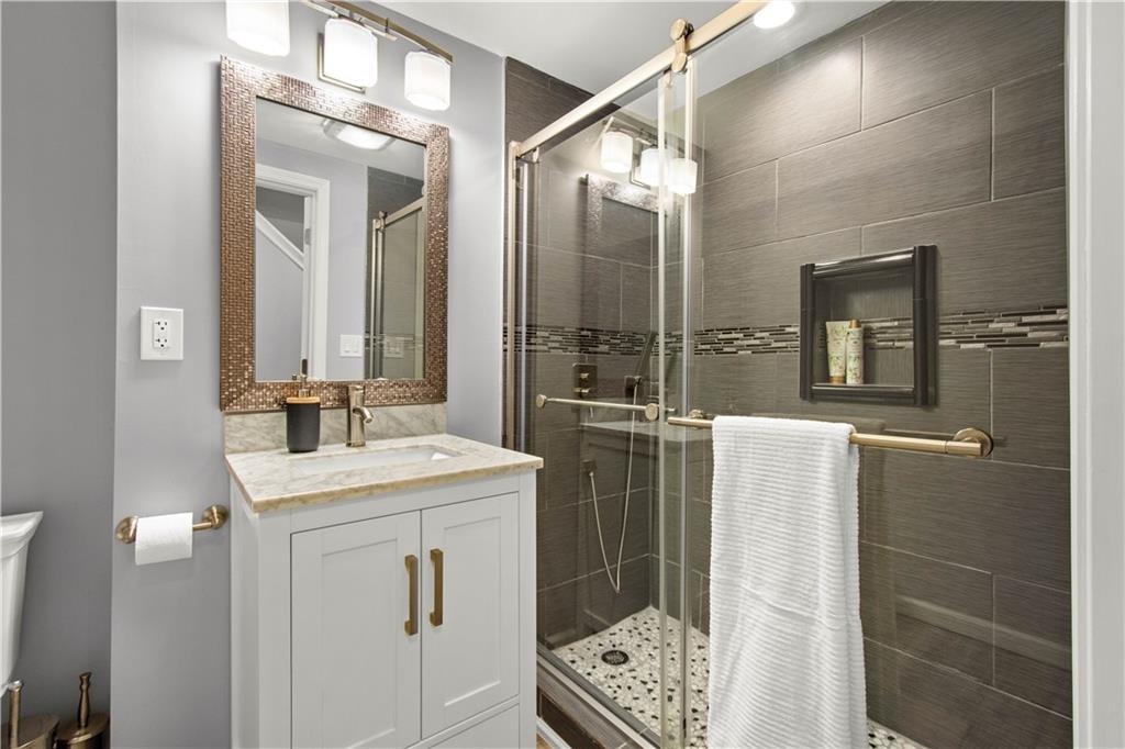 602 Birch Court Bridgeville, PA 15017 - Photo 40 of 47