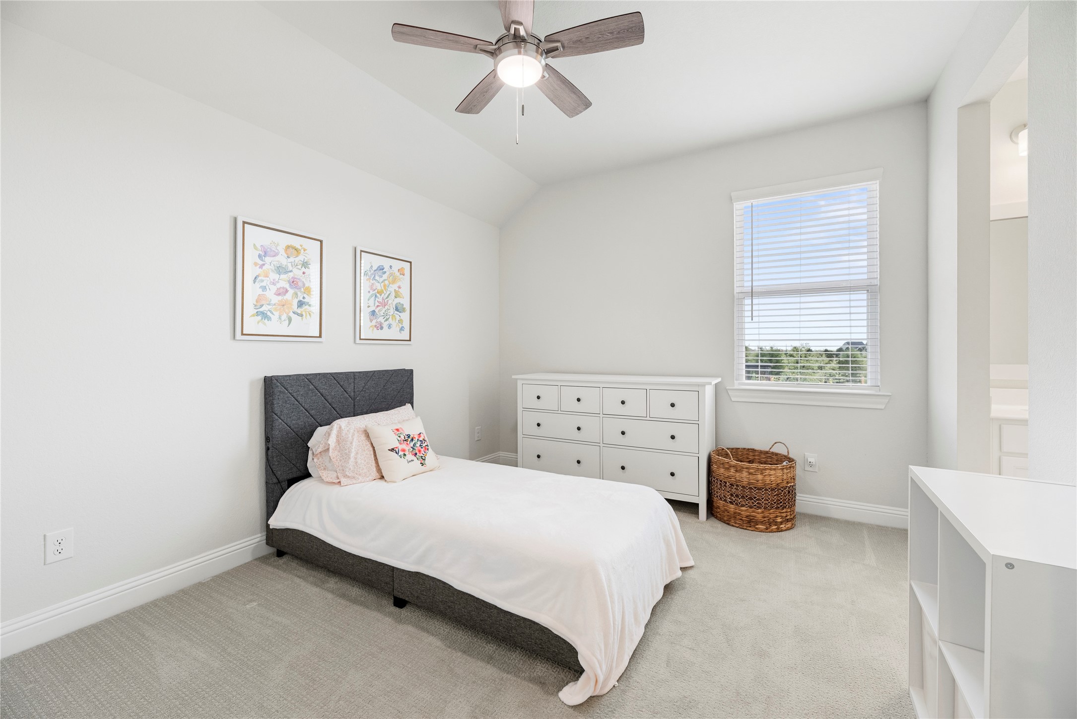 10702 Port Harrison Road Cypress, TX 77433 - Photo 31 of 44 2nd bedroom upstairs with a large walk-in closet.