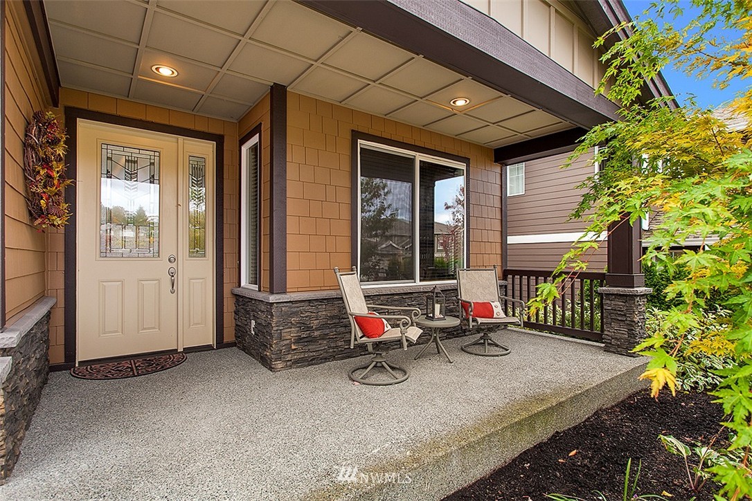 6317 Southeast 2nd Street Renton, WA 98059 - Photo 3 of 25