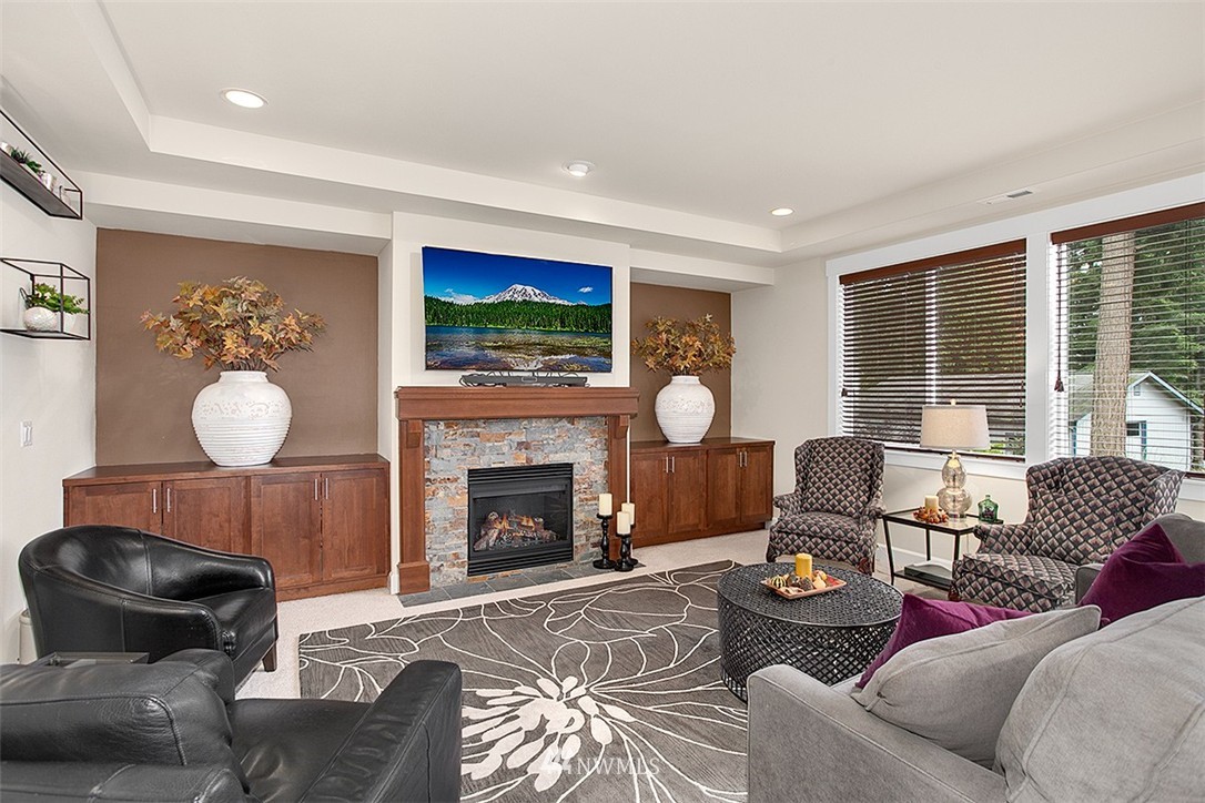 6317 Southeast 2nd Street Renton, WA 98059 - Photo 9 of 25