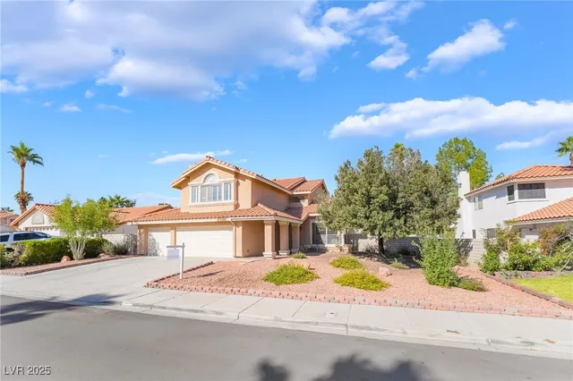 $485,000 | 2520 Machado Drive, Henderson, NV 89074