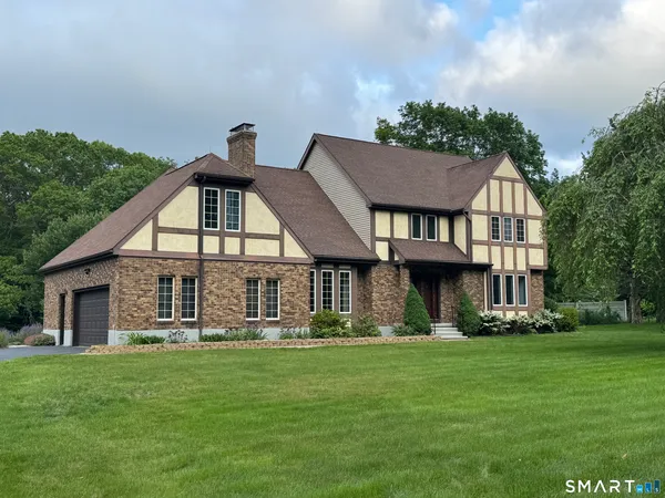 $624,900 | 389 Old Colchester Road, Hebron, CT 06231
