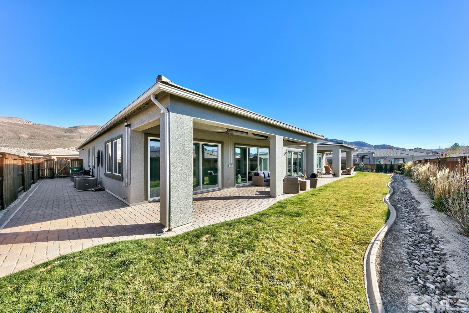 9895 Gainsborough Lane Reno, NV 89521 - Photo 9 of 40 Photo 9