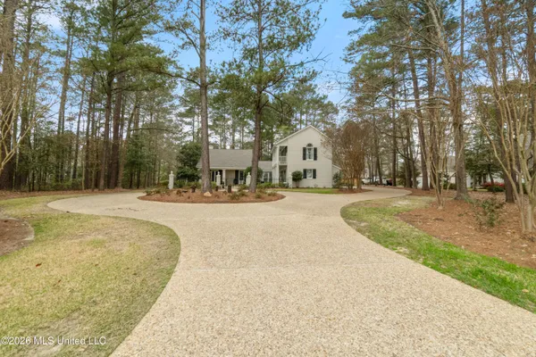$845,000 | 100 West Canebrake Boulevard, Hattiesburg, MS 39402