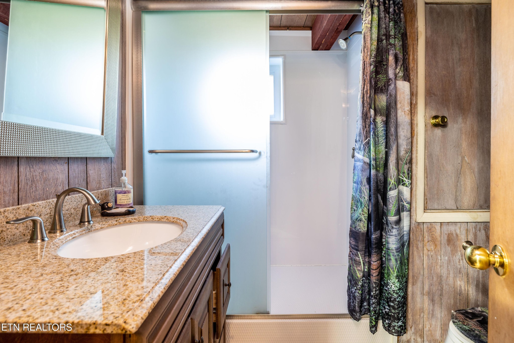 1304 Matthews Hollow Road Sevierville, TN 37876 - Photo 35 of 45 Gallery Image 35