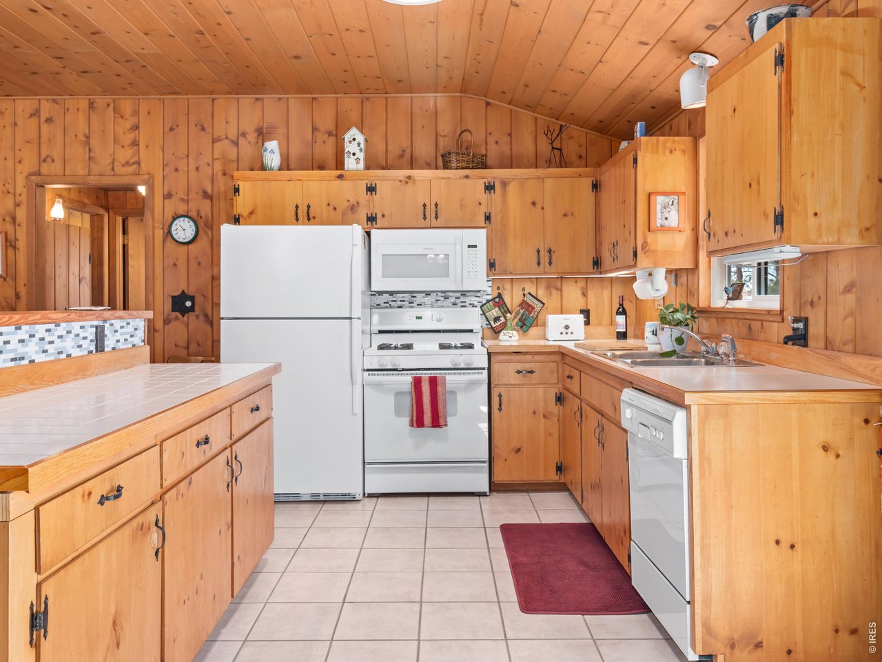 839 Ski Road Allenspark, CO 80510 - Photo 13 of 47