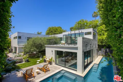 $10,599,999 | 810 North Orlando Avenue, West Hollywood, CA 90069