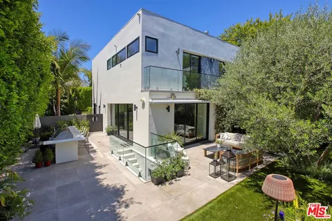 $10,599,999 | 810 North Orlando Avenue, West Hollywood, CA 90069