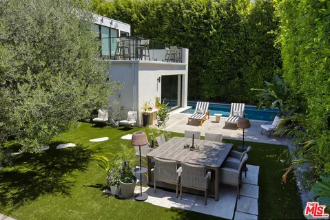 $10,599,999 | 810 North Orlando Avenue, West Hollywood, CA 90069
