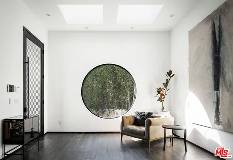 $10,599,999 | 810 North Orlando Avenue, West Hollywood, CA 90069