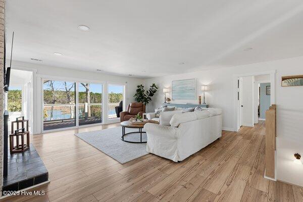 218 Olde Point Loop Hampstead, NC 28443 - Photo 6 of 54 m_5_img_3242