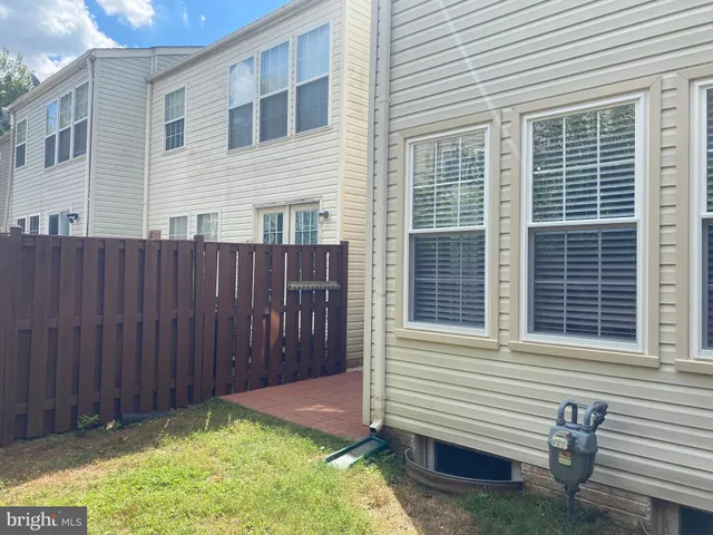 $2,800 | 7049 Rogue Forest Lane, Gainesville, VA 20155