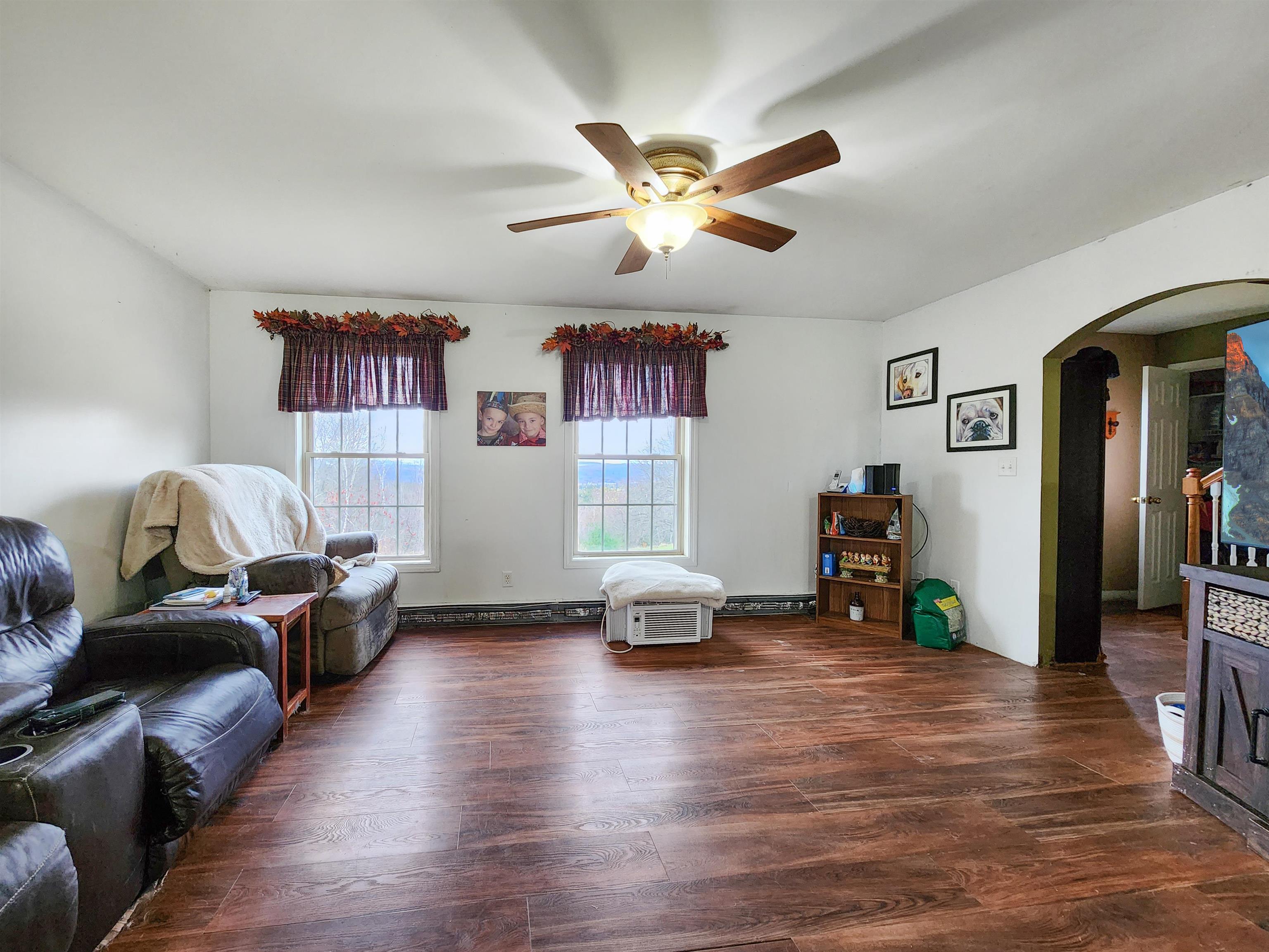 1872 County Road Haverhill, NH 03774 - Photo 3 of 33