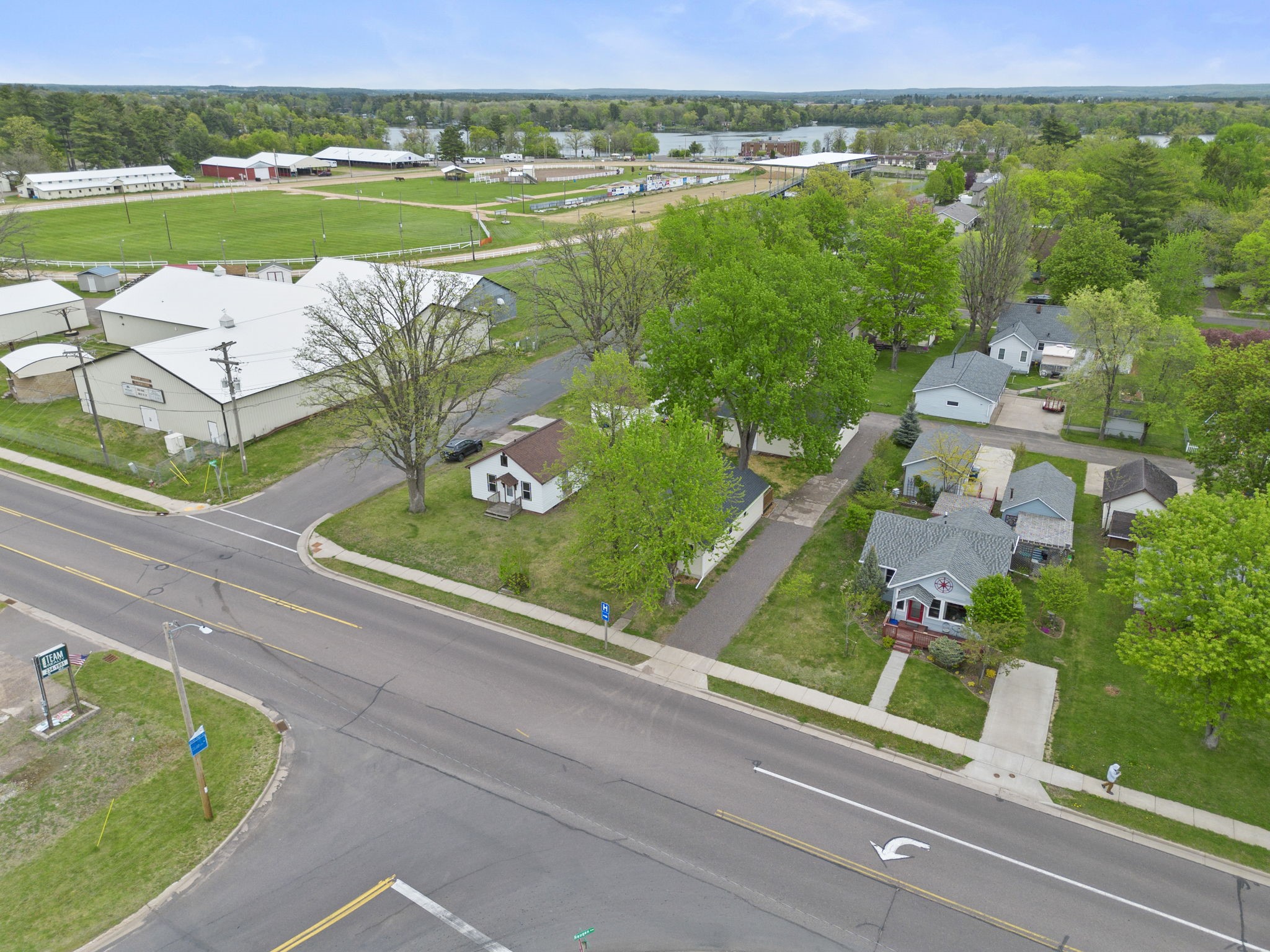 935 Hammond Avenue Rice Lake, WI 54868 - Photo 10 of 39