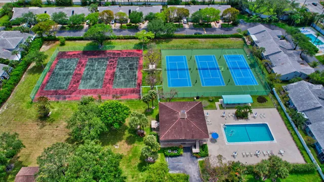 $2,300 | 5260 Northwest 2nd Avenue, Unit 206, Boca Raton, FL 33487