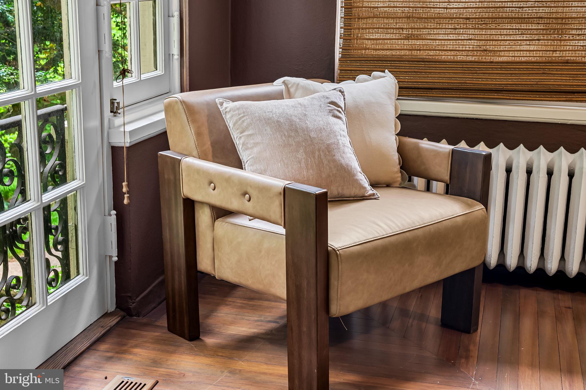 401 Edgevale Road Baltimore, MD 21210 - Photo 47 of 80 Reading Nook