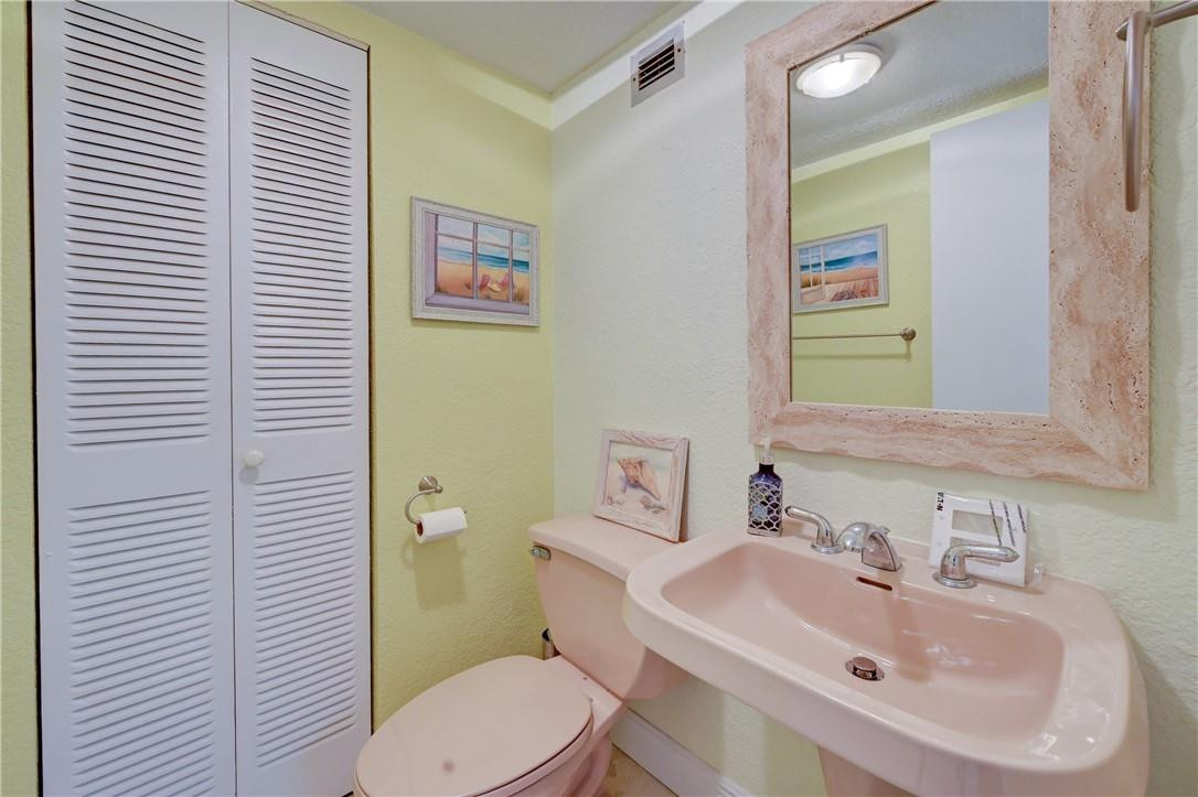400 North Surf Road, Unit 602 Hollywood, FL 33019 - Photo 9 of 20 Photo 9