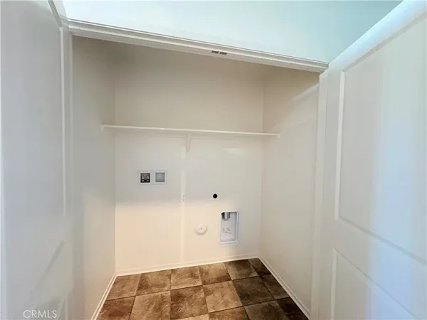 a view of utility room