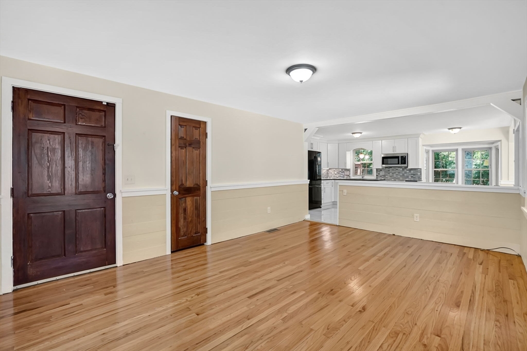 11 West Canton Circle Springfield, MA 01104 - Photo 11 of 36 Gallery Image 11