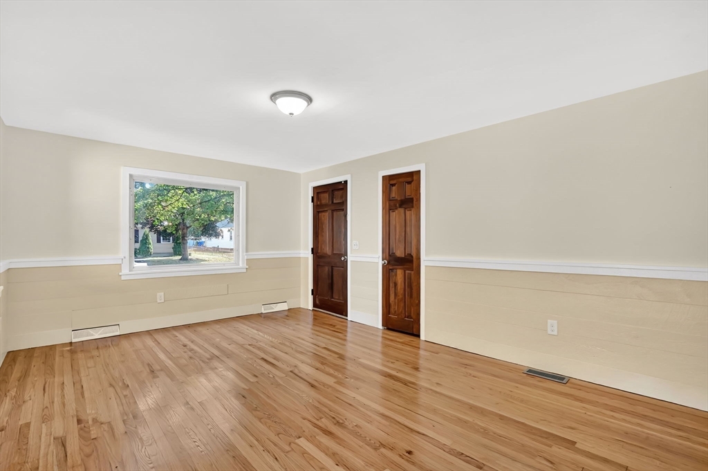 11 West Canton Circle Springfield, MA 01104 - Photo 22 of 36 Gallery Image 22
