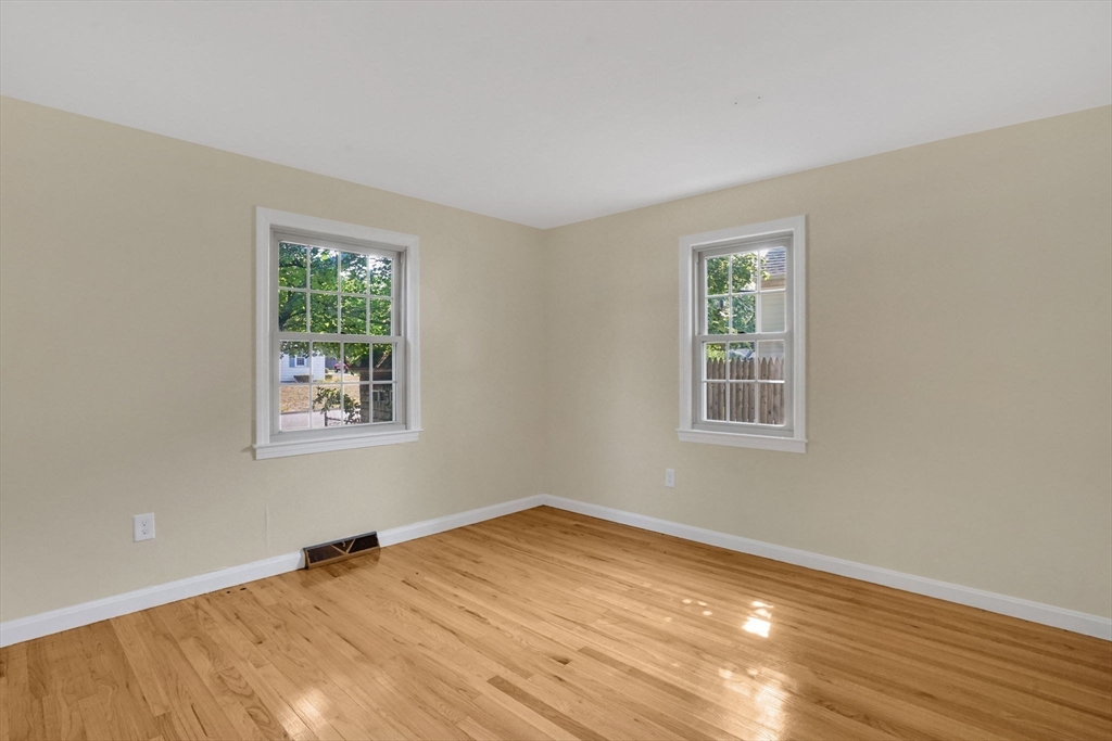 11 West Canton Circle Springfield, MA 01104 - Photo 27 of 36 Gallery Image 27