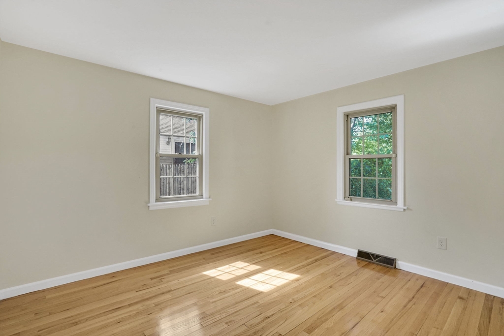 11 West Canton Circle Springfield, MA 01104 - Photo 29 of 36 Gallery Image 29