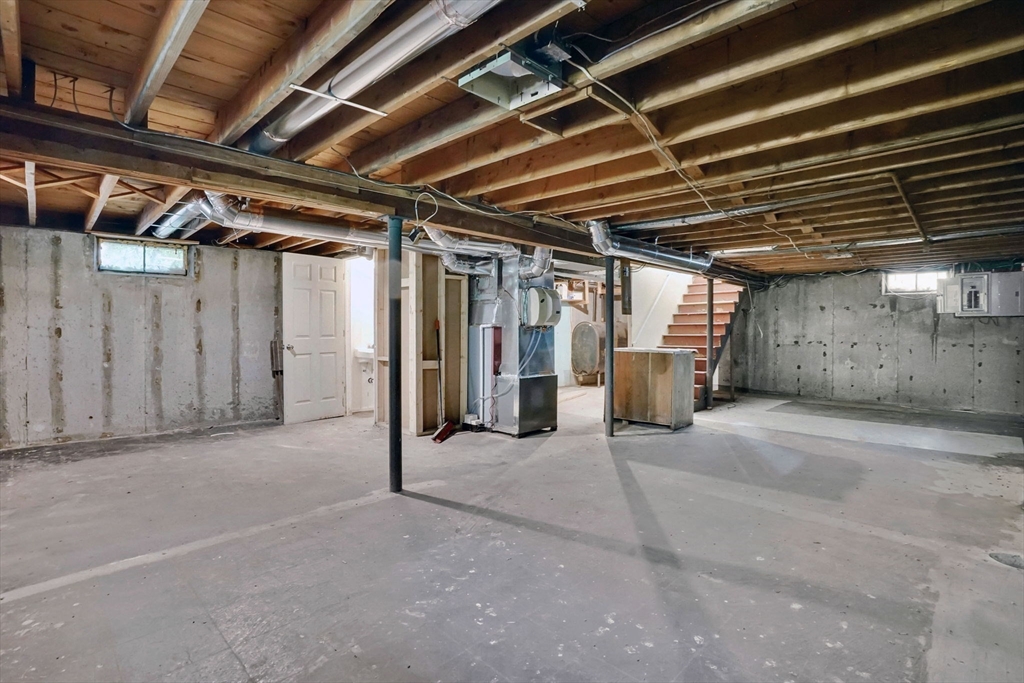 11 West Canton Circle Springfield, MA 01104 - Photo 32 of 36 Gallery Image 32