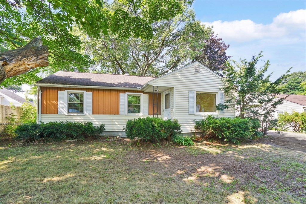 11 West Canton Circle Springfield, MA 01104 - Photo 35 of 36 Gallery Image 35