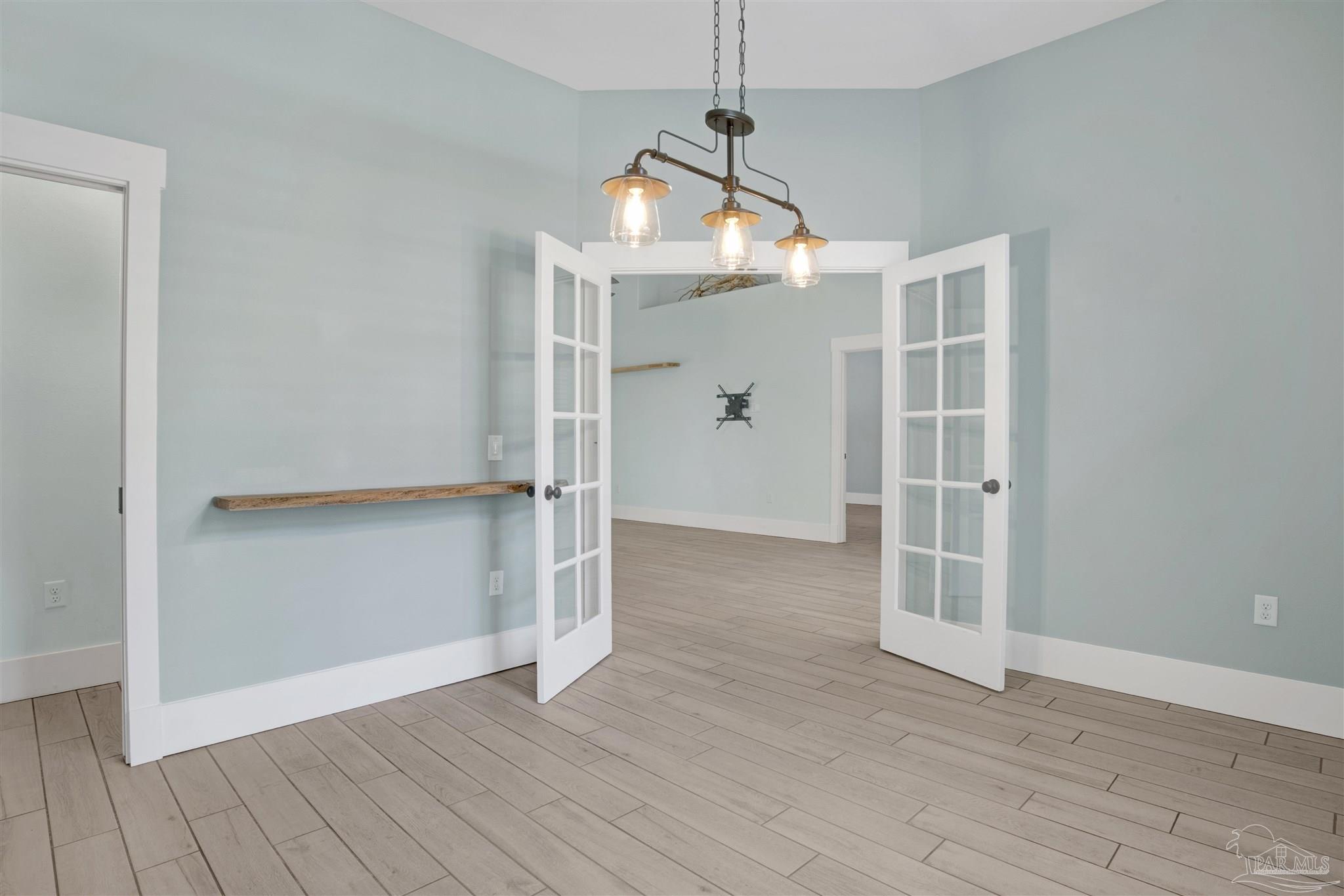16660 Innerarity Point Road Pensacola, FL 32507 - Photo 22 of 54