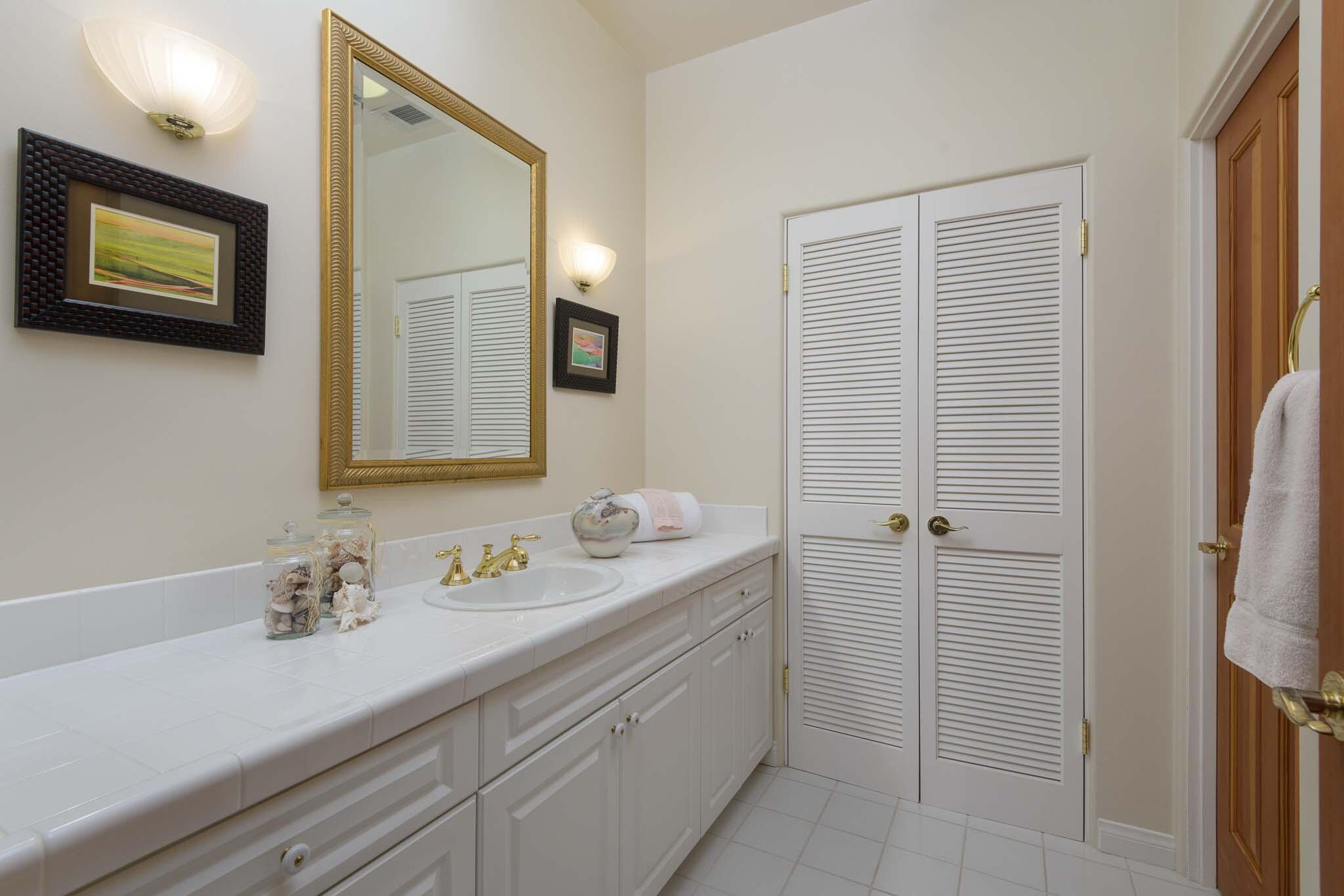 67 Olive Mill Road Santa Barbara, CA 93108 - Photo 22 of 33 Bathroom 2