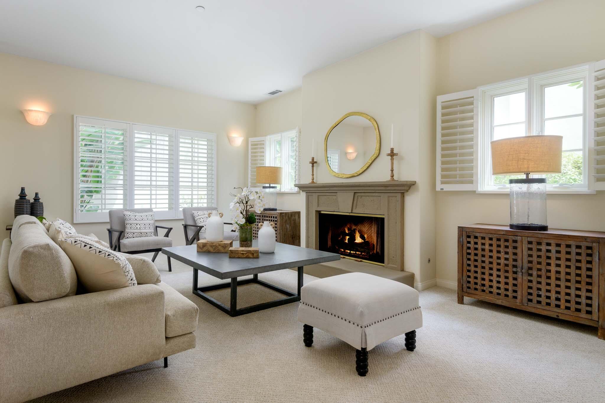 67 Olive Mill Road Santa Barbara, CA 93108 - Photo 3 of 33 Living room