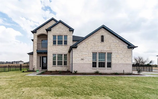 $939,864 | 104 Deep Water Court, Heath, TX 75032