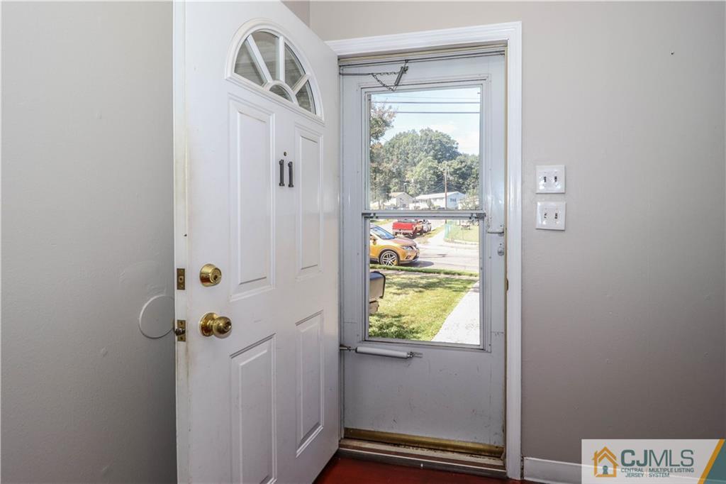 11 Brookside Road Edison, NJ 08817 - Photo 5 of 26