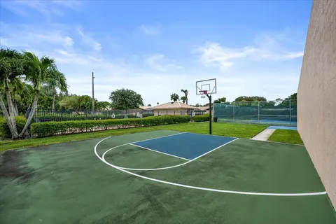 $424,900 | 5715 Golden Eagle Circle, Palm Beach Gardens, FL 33418