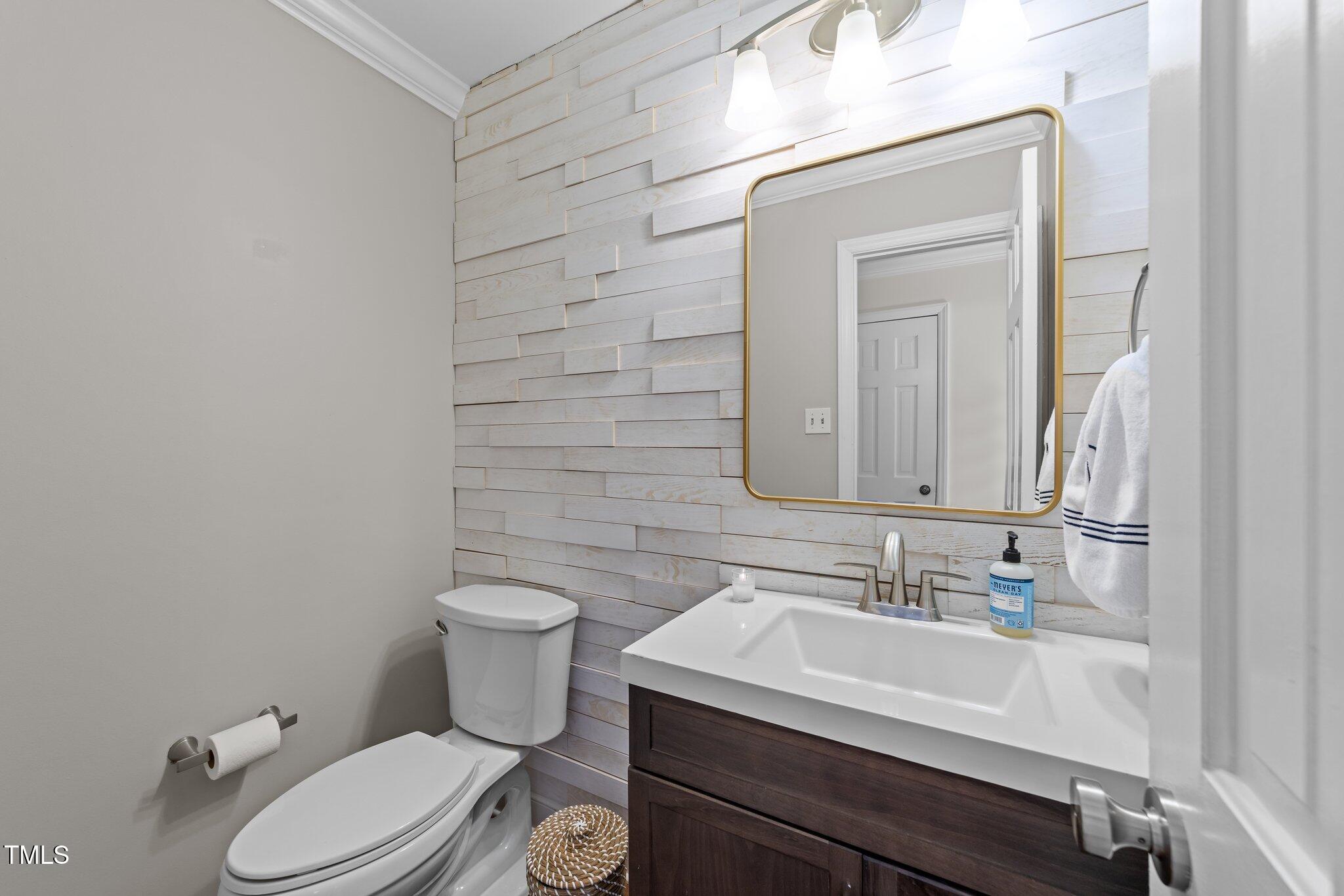 5120 Knaresborough Road Raleigh, NC 27612 - Photo 17 of 36 17-web-or-mls-3D5A0776