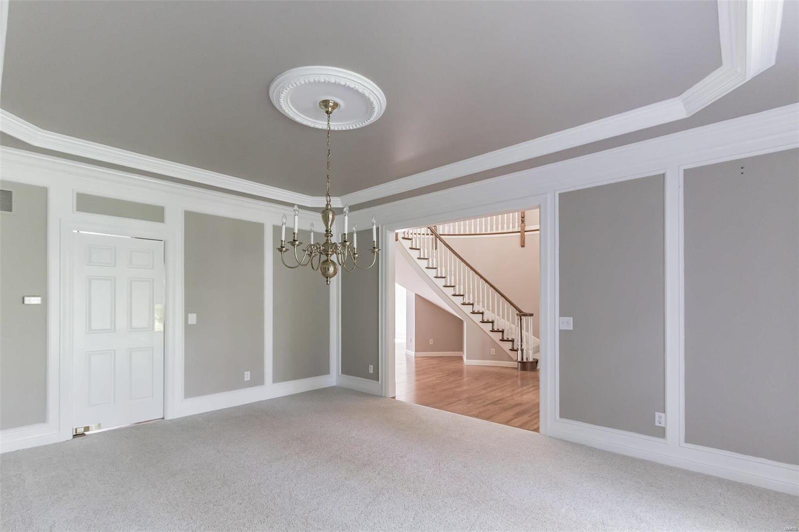 1507 Pacland Ridge Court Chesterfield, MO 63005 - Photo 9 of 32 Gallery Image 9
