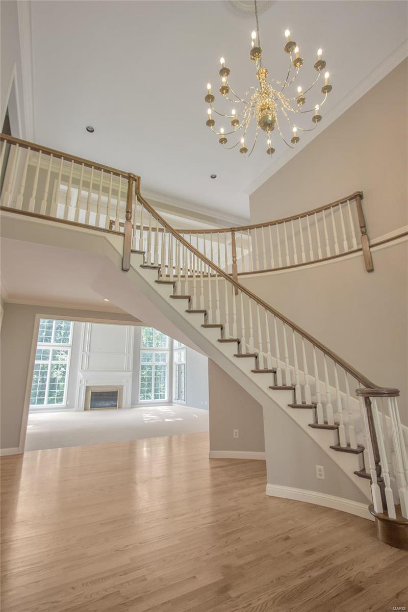 1507 Pacland Ridge Court Chesterfield, MO 63005 - Photo 10 of 32 Gallery Image 10