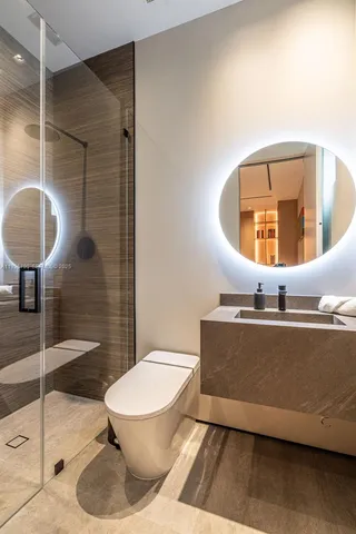 $4,275,000 | 10540 Northwest 67th Terrace, Doral, FL 33178