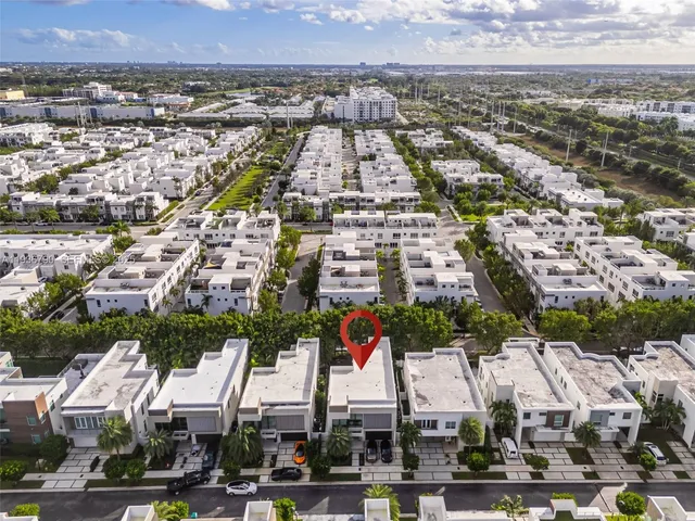 $4,275,000 | 10540 Northwest 67th Terrace, Doral, FL 33178