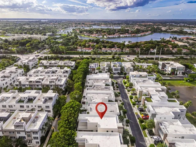 $4,275,000 | 10540 Northwest 67th Terrace, Doral, FL 33178