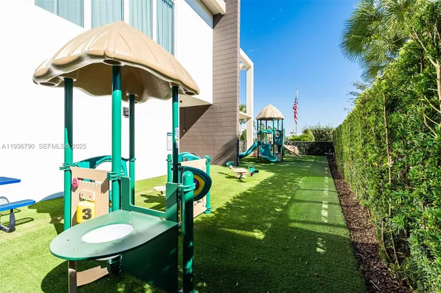 $4,275,000 | 10540 Northwest 67th Terrace, Doral, FL 33178